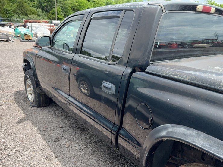 2003-dodge-dakota-image-11