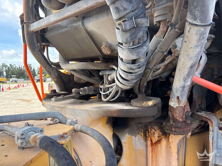 2015-volvo-a25g-image-37