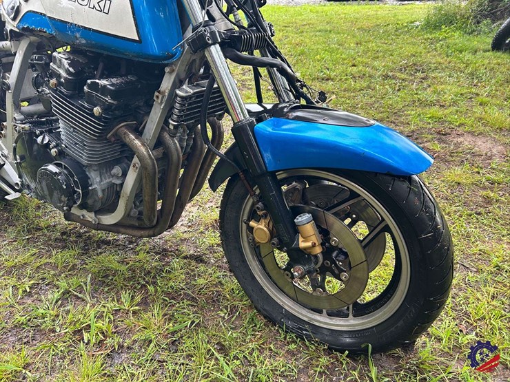 1985-suzuki-gs1150-motorcycle-image-17
