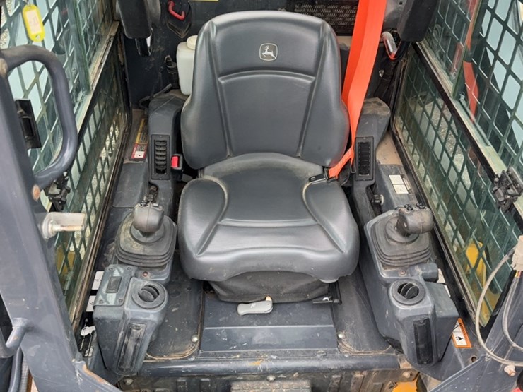 deere-317g-image-13
