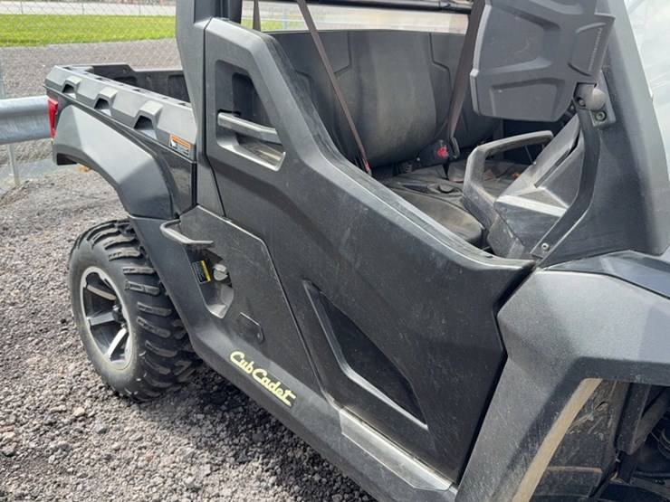 #3085-•-2019-cub-cadet-challenger-mx750-utv-image-5