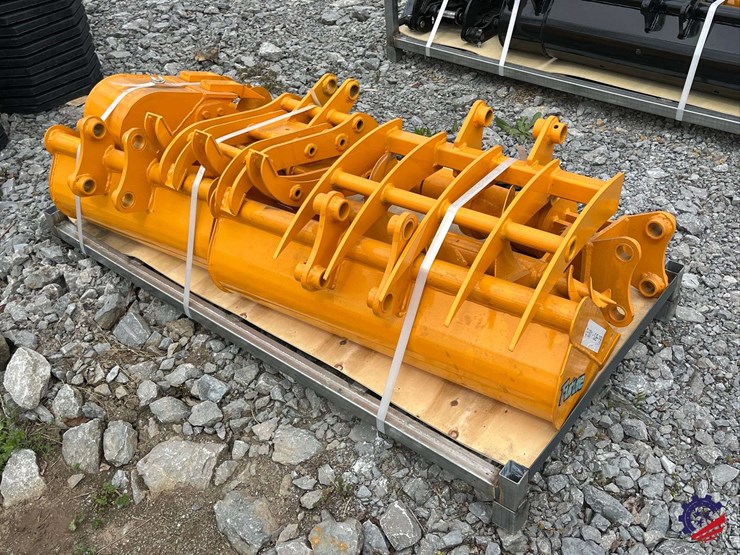 unused-2026-future-qty-(8)-cat-301-excavator-attachment-image-5