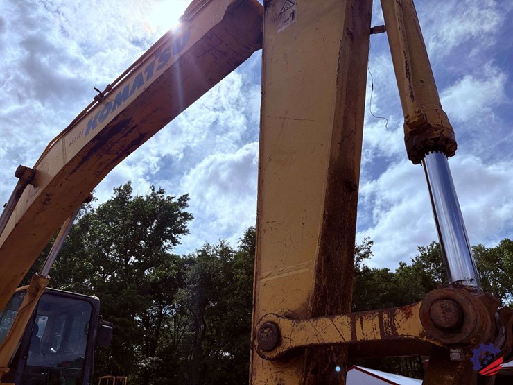 2014-komatsu-pc360-lc-10-image-16