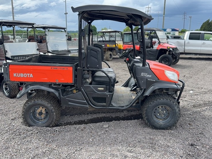 #3087-•-2018-kubota-x1120-rtv-image-4
