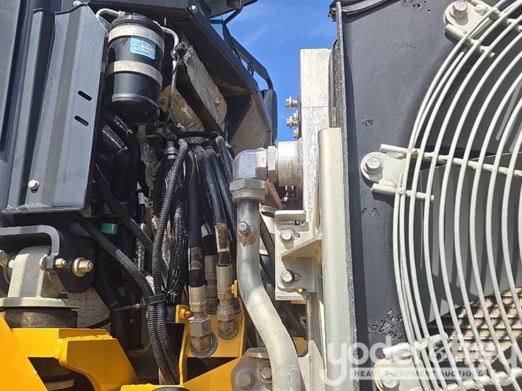 2023-deere-260e-image-38