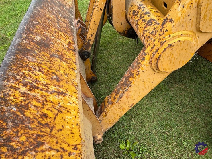 1989-john-deere-310-image-23