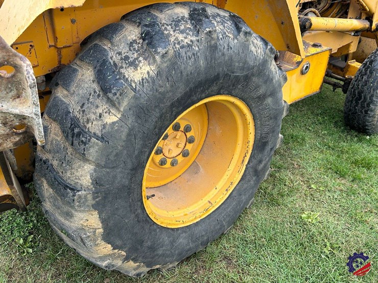 1989-john-deere-310-image-14