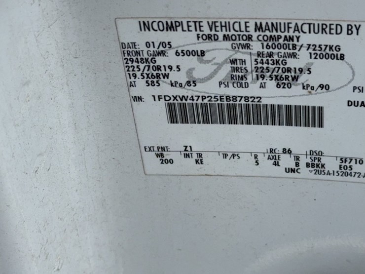 2005-ford-f450-image-23