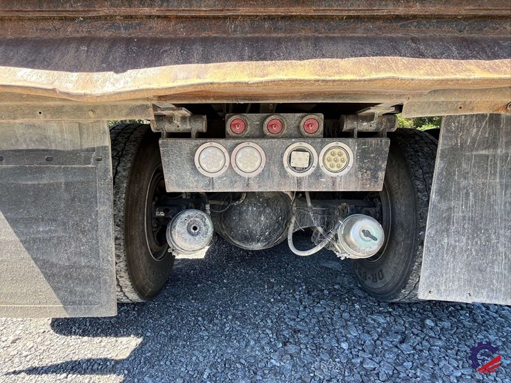 2017-kenworth-t680-image-39