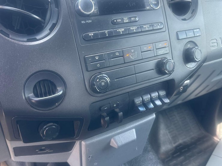 2015-ford-f350-image-27