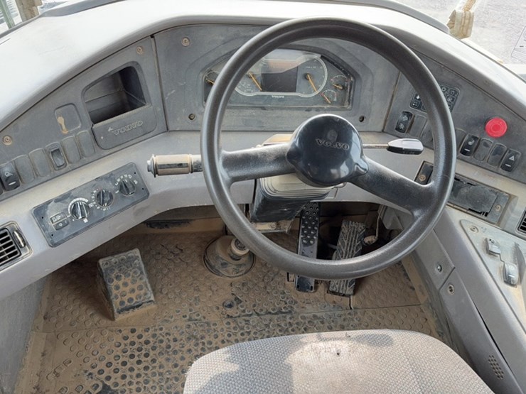 volvo-a40f-image-15