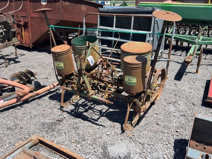 3390-john-deere-2-image-1