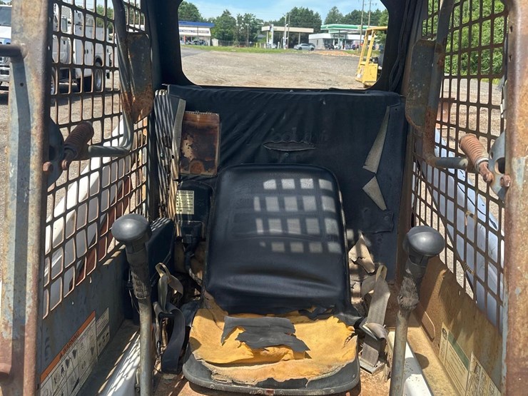 bobcat-753-image-12