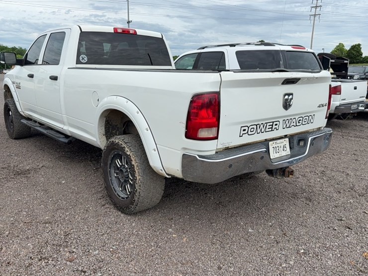 2014-dodge-2500-image-10