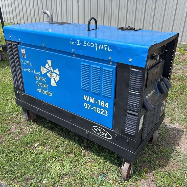 MILLER BIG BLUE 300