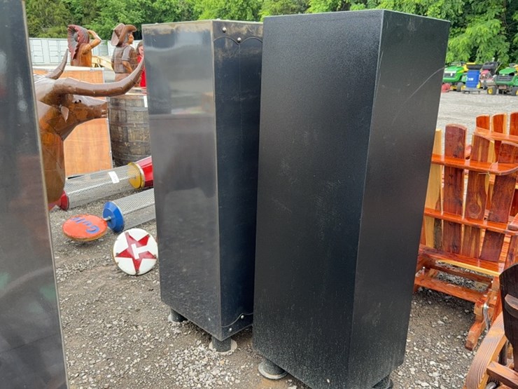 #6053-•-hercules-20"-gun-safe-image-2