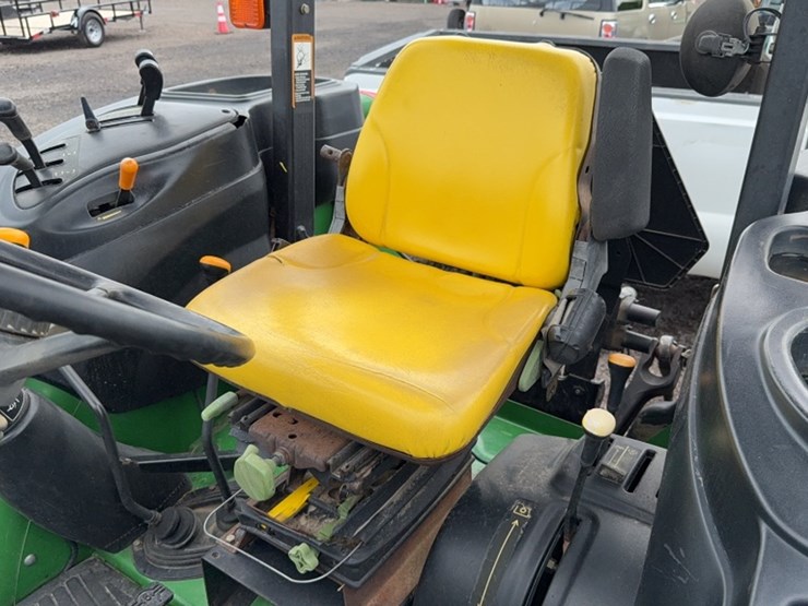 john-deere-5520-image-15