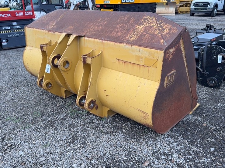 #2085-•-cat-108"-loader-bucket-image-3