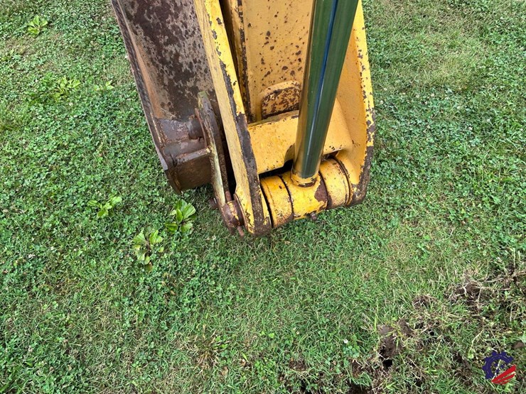1989-john-deere-310-image-55