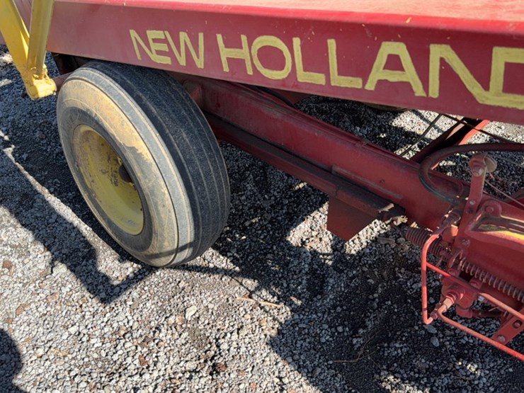 new-holland-1012-image-3