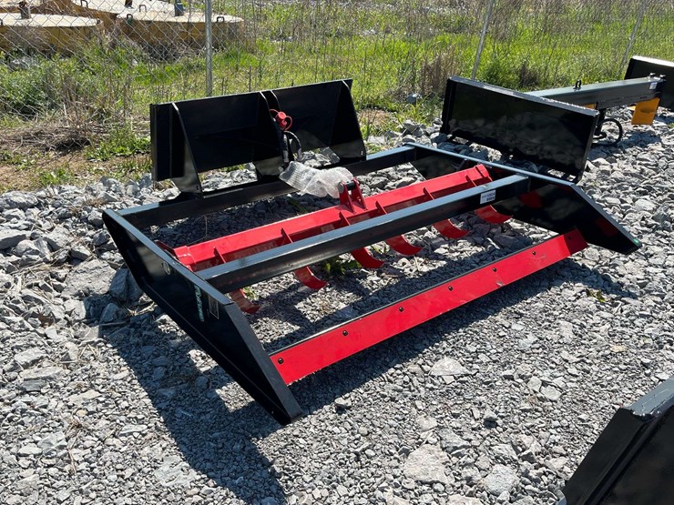 unused-2026-future-ft-fr70-skid-steer-flat-ripper-attachment-image-7
