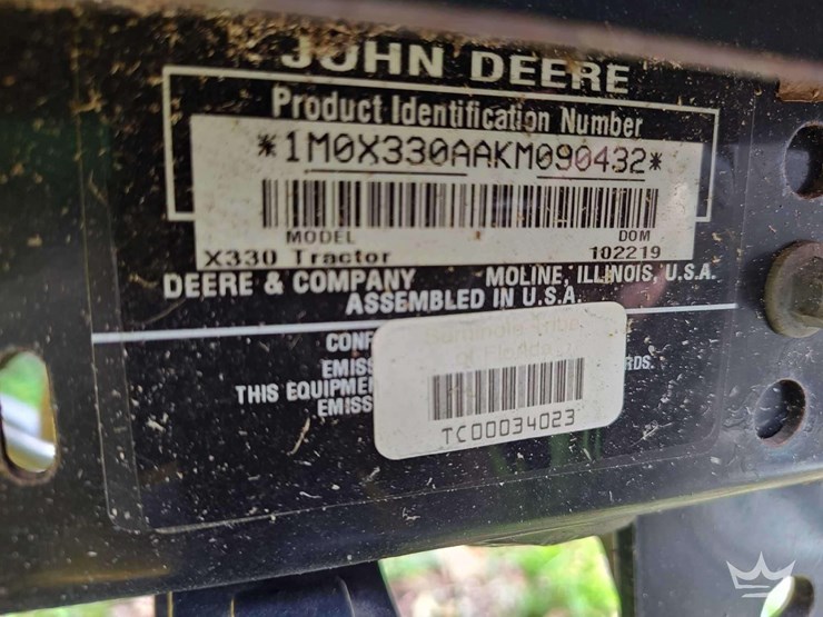 2019-john-deere-x330-image-4