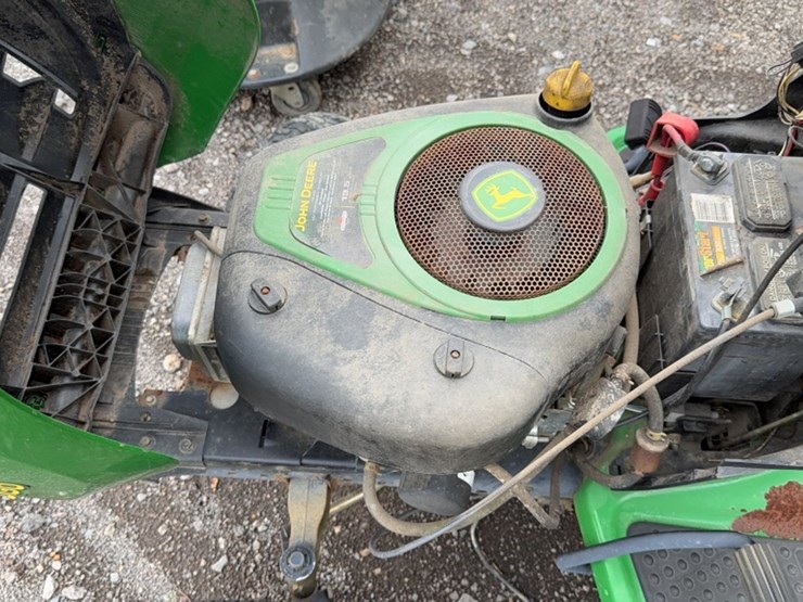 john-deere-d130-image-7