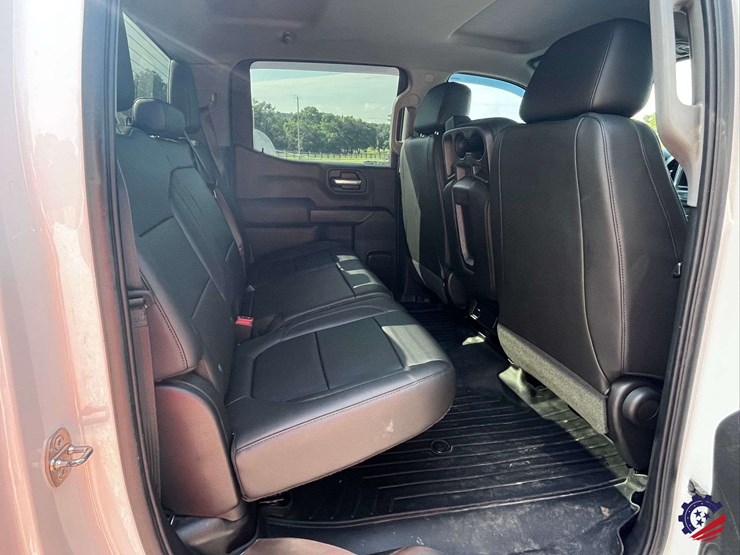 2019-chevrolet-silverado-truck-image-47
