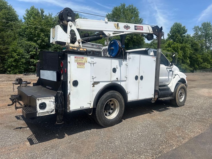 2007-ford-f750-image-5