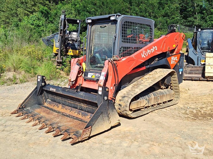 2023-kubota-svl97-2-image-1