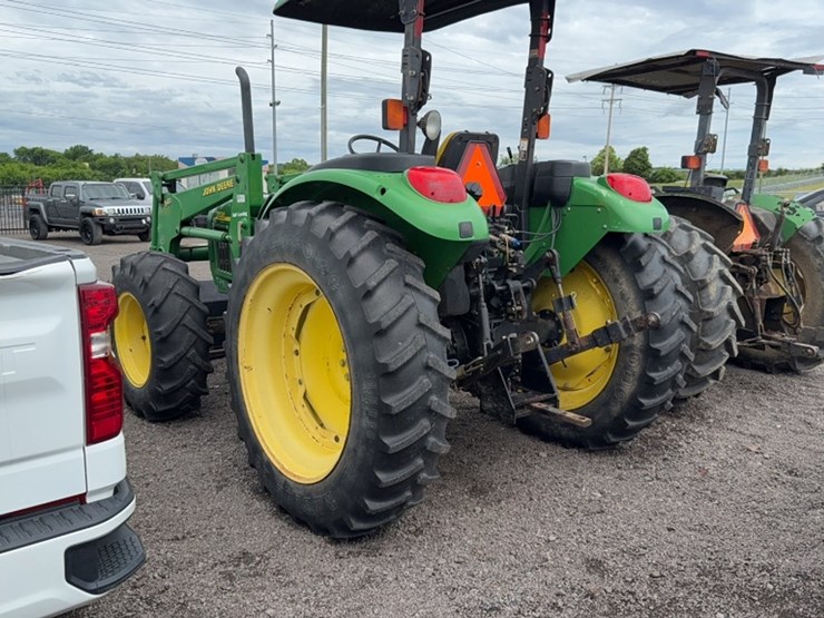 john-deere-5520-image-9