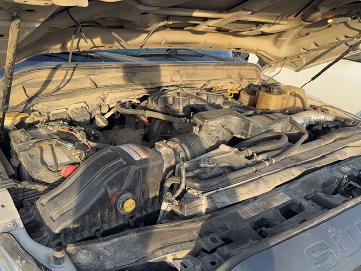 2014-ford-f550-image-28