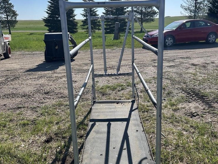 show-cattle-fitting-chute-4112-image-6