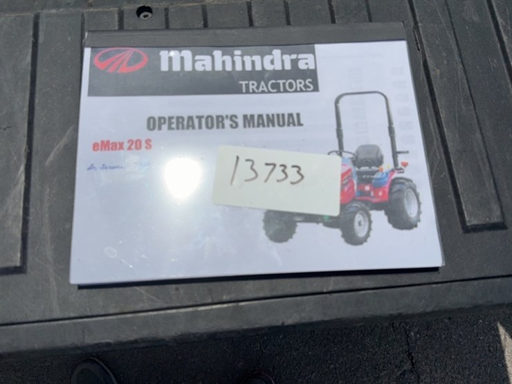 #3041-•-mahindra-emax-20-tractor-image-15