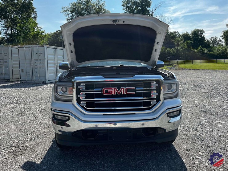 2018-gmc-sierra-z71-slt-truck-image-51
