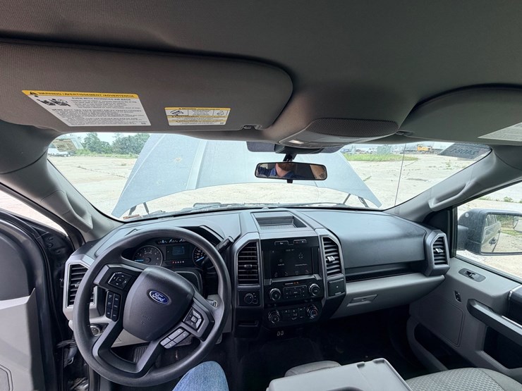 2019-ford-f150-image-48