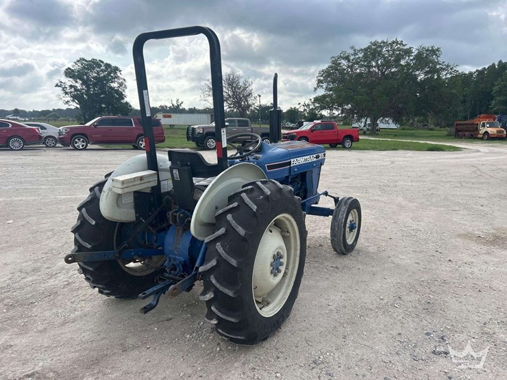 2002-farmtrac-35-image-3