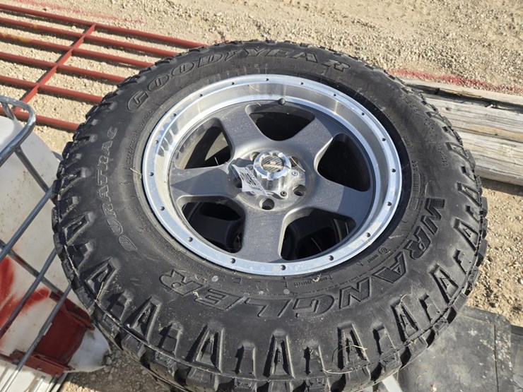 jeep-wrangler-image-2