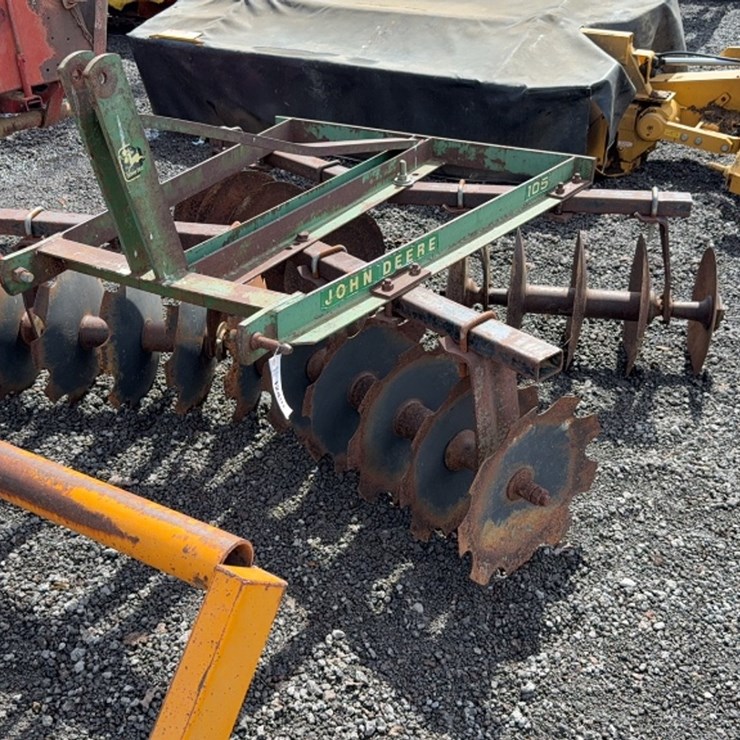 JOHN DEERE 7