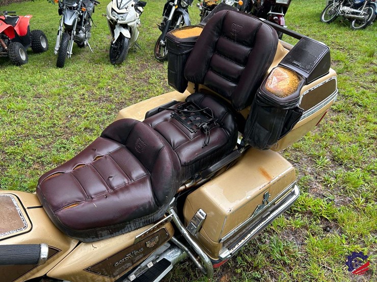 1985-honda-gl1200-(goldwing)-l-motorcycle-image-17