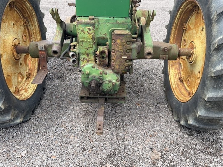 john-deere-720-image-10