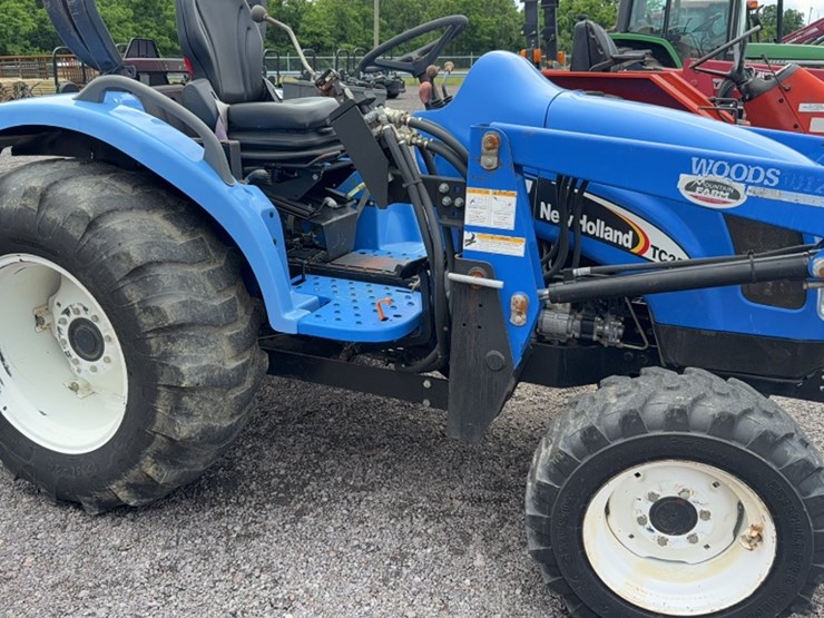 new-holland-tc35a-image-5