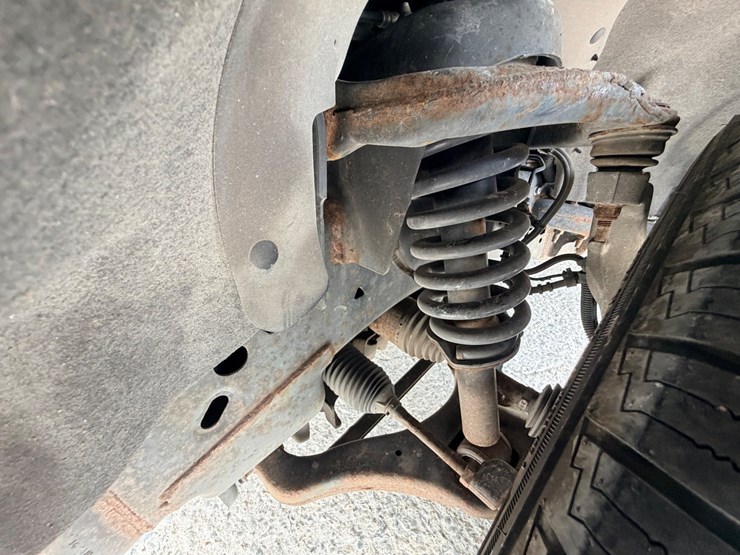 2017-ford-f150-image-23