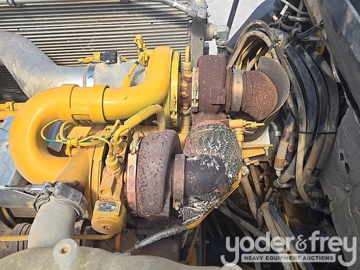 2023-deere-260e-image-27