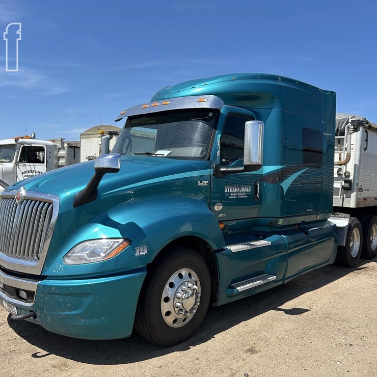 2019 INTERNATIONAL LT