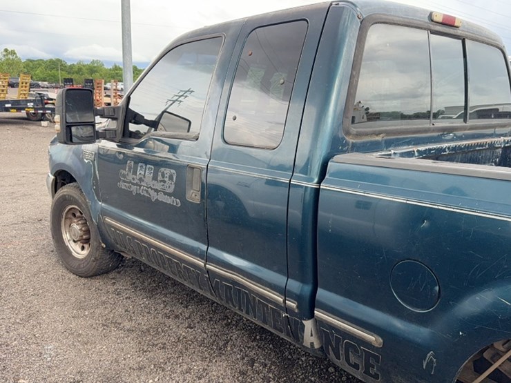 1999-ford-f350-image-14