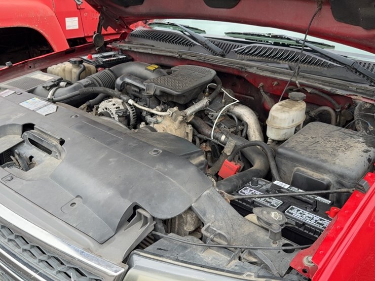 2005-chevrolet-3500-image-23