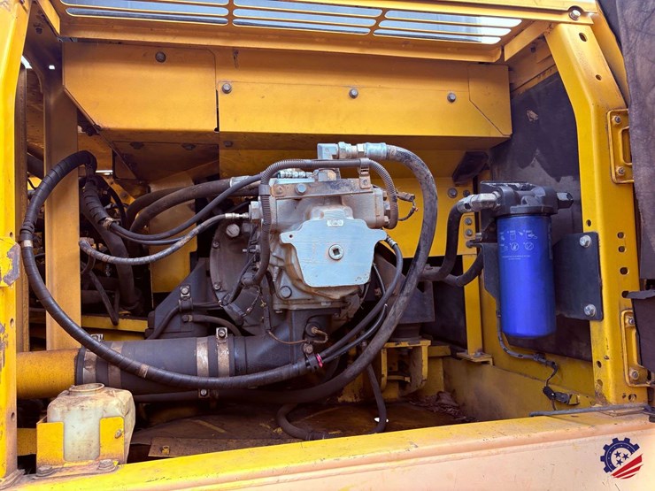 2014-komatsu-pc360-lc-10-image-67