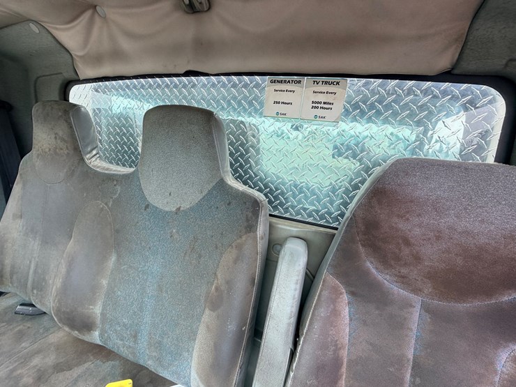 2005-international-durastar-4300-image-68