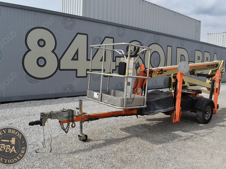 2018-jlg-t350-image-1